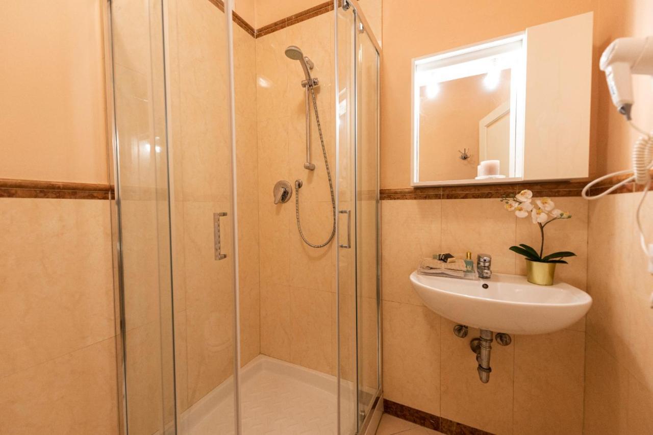 Apartments Florence- Palazzo Pitti Екстериор снимка