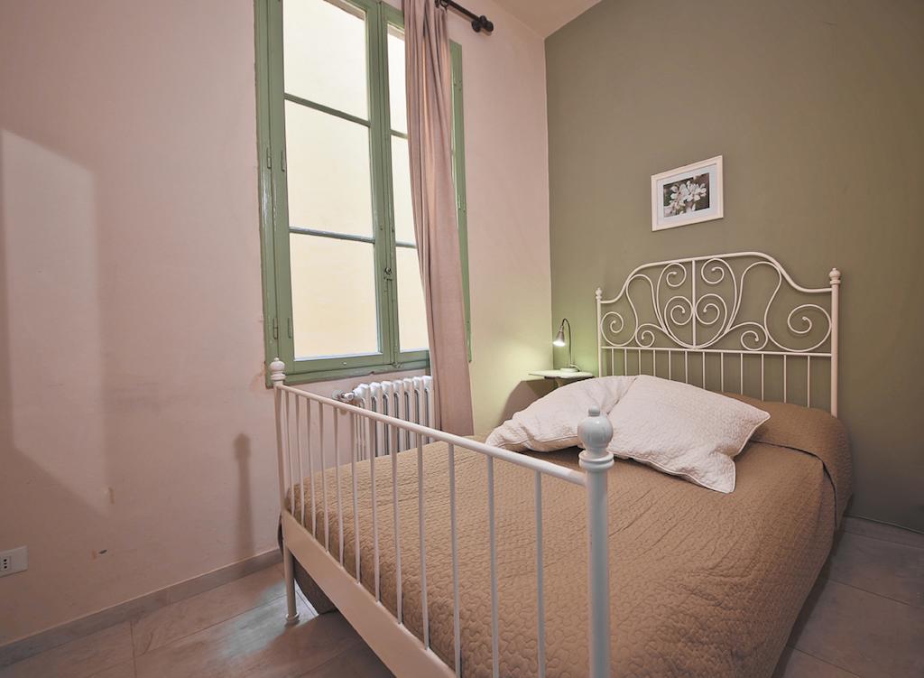 Apartments Florence- Palazzo Pitti Стая снимка